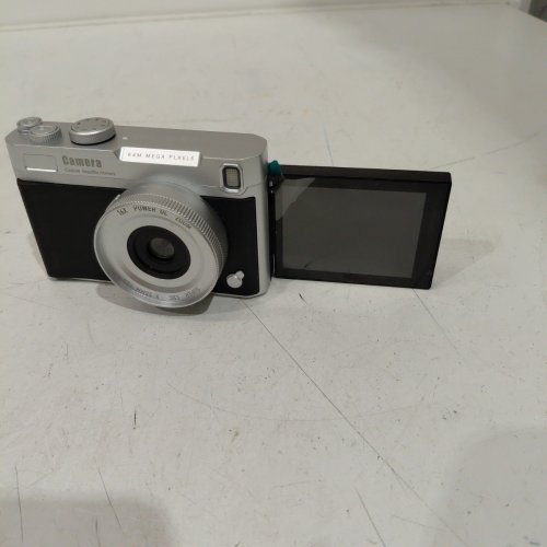DIGITAL CAMERA WITH FLIP SCREEN - 64M MEGA PIXELS - SILVER/BLACK image 4