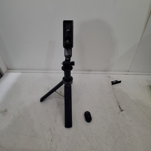 VIVITAR 2-IN-1 SELFIE STICK / TRIPOD WITH QUAD LED LIGHTS - BLACK (MODEL: VIVTR2L36-NOC) image 2