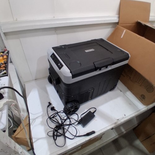 EUHOMY PORTABLE ELECTRIC COOLER - 35L/37QT CAPACITY - 17" X 17" X 25" - BLACK/GREY - (MODEL: CFB-35) image 3