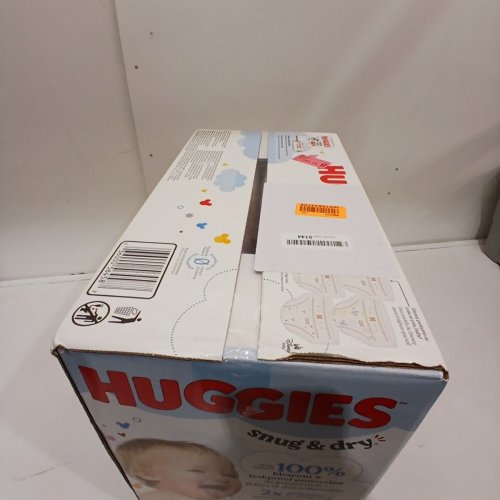 136PK HUGGIES DISNEY BABY SNUG AND DRY DISPOSABLE DIAPERS - SIZE 5 - 27LB+ - MICKEY MOUSE (STYLE: 5645800) image 3