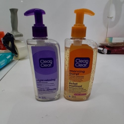 2PC CLEAN & CLEAR NIGHT RELAXING AND MORNING BURST FACIAL CLEANSERS - 240 ML + 236 ML image 3