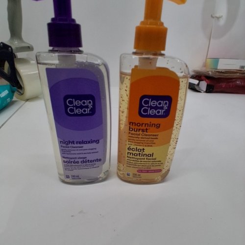 2PC CLEAN & CLEAR NIGHT RELAXING AND MORNING BURST FACIAL CLEANSERS - 240 ML + 236 ML image 5