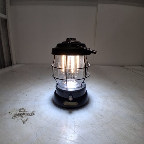 RECHARGEABLE RETRO CAMPING LANTERN - 1500LM - BLACK image 2