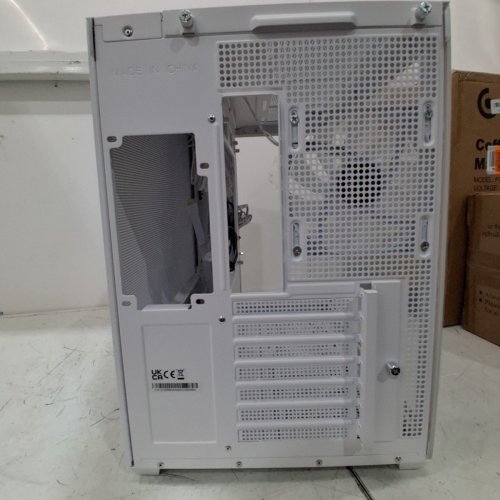 THERMALTAKE VIEW 380 TG ARGB SNOW ATX CASE; 4X120MM ARGB FANS INCLUDED; SUPPORTS HIDDEN-CONNECTOR MOTHERBOARD TOWER - WHITE - (MODEL: CA-1Z2-00M6WN-00) image 4
