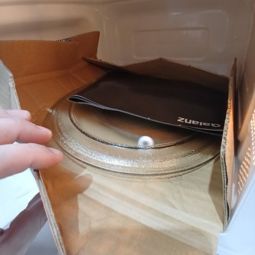 GALANZ RETRO STYLE COUNTERTOP MICROWAVE OVEN - 0.7CU.FT - BLACK (MODEL: GLCMKZ07BKR07) image 4
