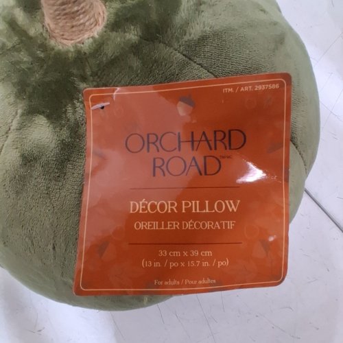 ORCHARD ROAD DECORATIVE PUMPKIN PILLOW - 13" X 15.7" - GREEN (ITEM: 2937586) image 2