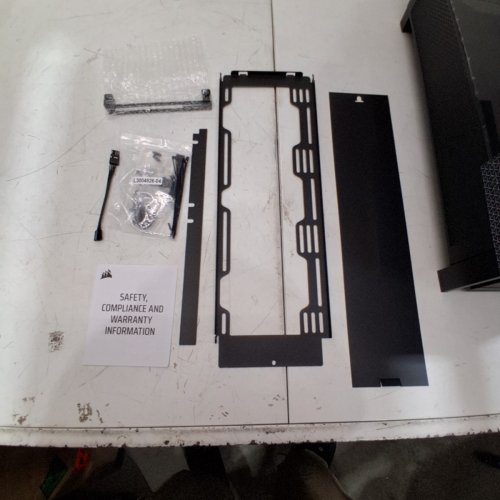 CORSAIR FRAME 4000 RS MODULAR MID-TOWER ATX PC CASE WITH 3 X 120MM ARGB FANS - BLACK image 3