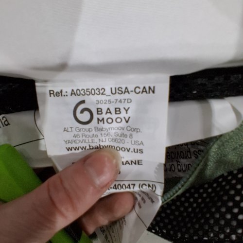3-IN-1 BABYMOOV TRAVEL CRIB & PLAYARD WITH PORTABLE BASSINET -- UP TO 4 YEARS OLD - SAGE GREEN (ITEM: A035032_US) image 2