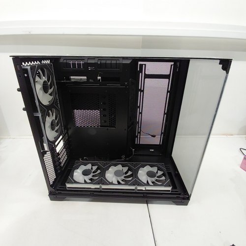 SKYTECH X LIAN LI O11 VISION PC CASE WITH FANS - BLACK image 3