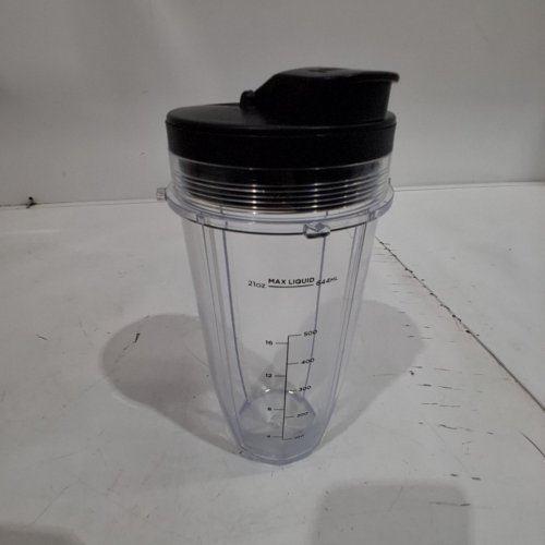 NINJA BLENDER CUP WITH SPOUT LID - 21 OZ MAX LIQUID - CLEAR / BLACK image 2