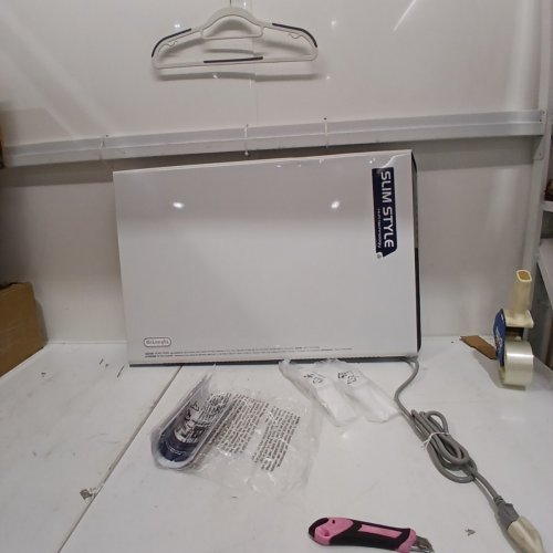 DE'LONGHI SLIM STYLE CONVECTOR SPACE HEATER PANEL - 1500W - 32" X 22" X 3" - WHITE (MODEL: HCX9115ECA) image 3