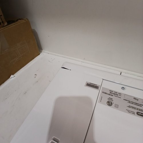 DE'LONGHI SLIM STYLE CONVECTOR SPACE HEATER PANEL - 1500W - 32" X 22" X 3" - WHITE (MODEL: HCX9115ECA) image 5