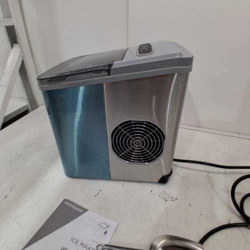 FRIGIDAIRE ICE MAKER - 26 LBS, 115 V - STAINLESS STEEL (MODEL: EFIC131-SS-SC-EP) image 5