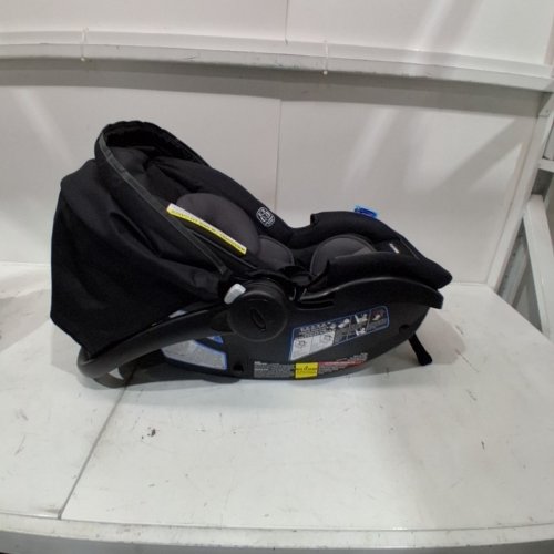 GRACO SNUGRIDE 35 LITE LX BABY CARSEAT - BLACK - (MODEL: 2143034) image 6