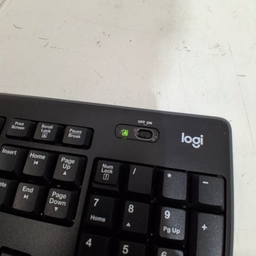 3PC LOGITECH FULL-SIZE WIRELESS KEYBOARD AND MOUSE COMBO WITH DONGLE - BLACK (MODEL: MK270) image 2