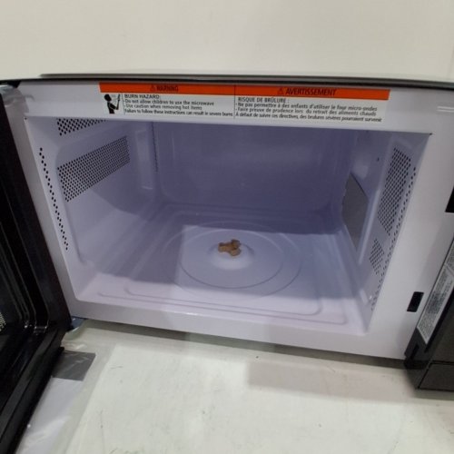 DANBY COUNTERTOP MICROWAVE- 0.9 CU. FT - 900W - BLACK (MODEL: DBMW0921BBB) image 5