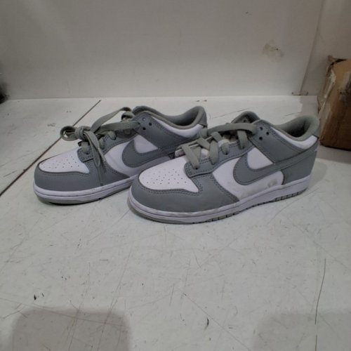 KID'S NIKE DUNK LOW - SIZE 3Y - GREY WOLF (STYLE : FB9108-123) image 3