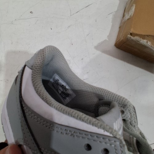 KID'S NIKE DUNK LOW - SIZE 3Y - GREY WOLF (STYLE : FB9108-123) image 5