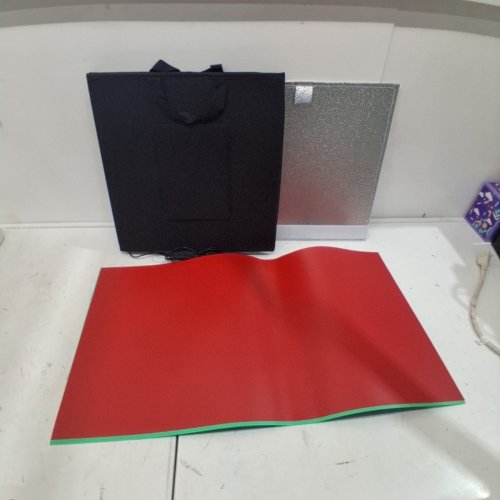FOLDABLE LED RING LIGHT STUDIO BOX - 16"X16"X16" - BLACK image 3