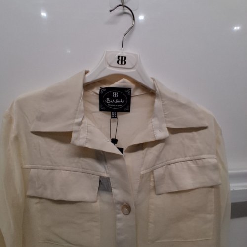 WOMEN'S BARILOCHE BUTTON-UP SHEAR SHIRT -MEDIUM - 40 - OFF-WHITE (STYLE : BARONA) image 4