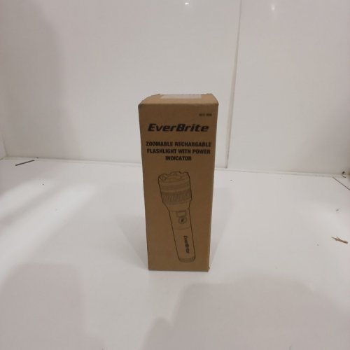 EVERBRITE ZOOMABLE RECHARGEABLE FLASHLIGHT WITH POWER INDICATOR - BLACK (ITEM: E011193AE) image 5