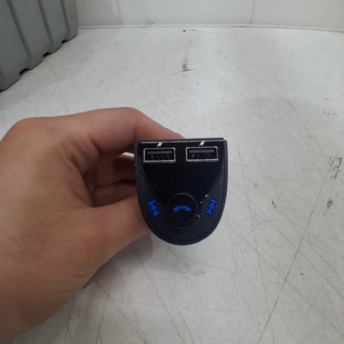 ALURATEK BLUETOOTH AUDIO RECEIVER / FM TRANSMITTER - BLACK (MODEL: ABF01F) image 3