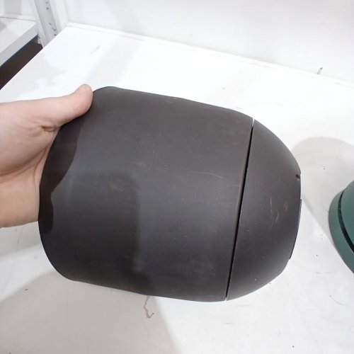 ROOM ESSENTIALS INDOOR/OUTDOOR SELF WATERING PLASTIC PLANTER POT - 8" - BLACK image 3