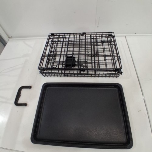 AMAZON BASICS FOLDABLE METAL WIRE PET CRATE WITH TRAY - 17" X 14.5" X 12" - BLACK image 2