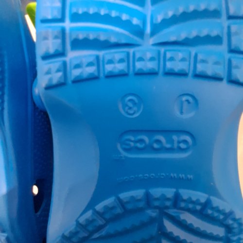 UNISEX KIDS' CROC BAYA CLOGS - SIZE 3 - OCEAN image 4