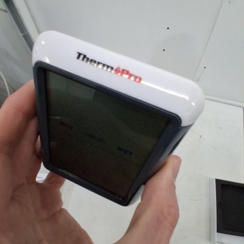 THERMPRO INDOOR HUMIDITY & TEMPERATURE MONITOR WITH LCD DISPLAY - WHITE / GREY image 3
