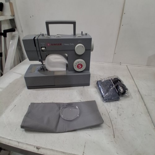 SINGER HEAVY DUTY SEWING MACHINE - GREY (MODEL: 4411) image 2