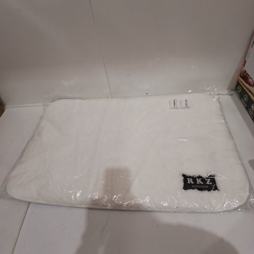 RKZ COLLECTION BATH FLOOR MAT - 31.5" X 19.5" - WHITE image 2