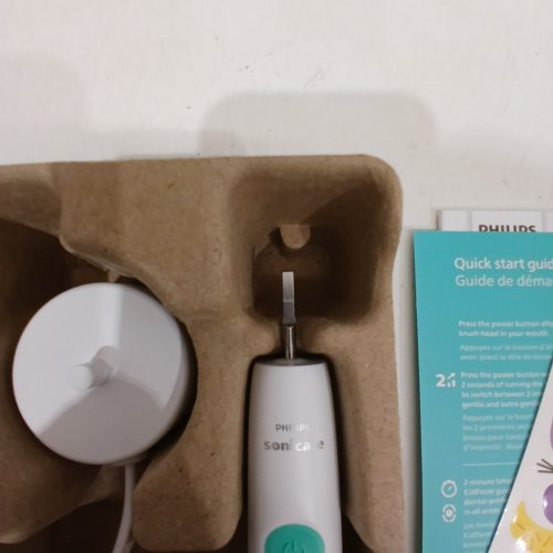 KID'S SONICARE DESIGN A PET POWER TOOTH BRUSH - WHITE / BLUE image 4