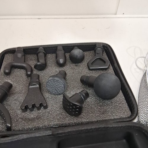 WATTNE MASSAGE DEEP TISSUE PERCUSSION MASSAGE GUN WITH ASSORTED ATTACHMENT HEADS - CARBON (MODEL: W2/RC-MG-010) image 4