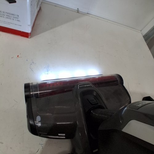 HOOVER ONEPWR EVOLVE PET ELITE CORDLESS UPRIGHT VACUUM CLEANER FOR CARPET AND HARD FLOOR (MODEL: BH53801V) image 2