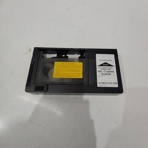 BINGXUE VHS-C CASSETTE TO VHS ADAPTER - BATTERY OPERATED (MODEL: VHSC100) image 2
