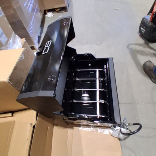 CHARBOIL PERFORMANCE SERIES FLAVORMAX 5 BURNER GAS GRILL CABINET WITH SIDE BURNER AND 12" GRIDDLE - 47000BTU - BLACK (MODEL:50644741) image 4