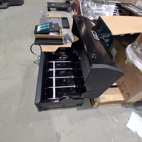 CHARBOIL PERFORMANCE SERIES FLAVORMAX 5 BURNER GAS GRILL CABINET WITH SIDE BURNER AND 12" GRIDDLE - 47000BTU - BLACK (MODEL:50644741) image 5