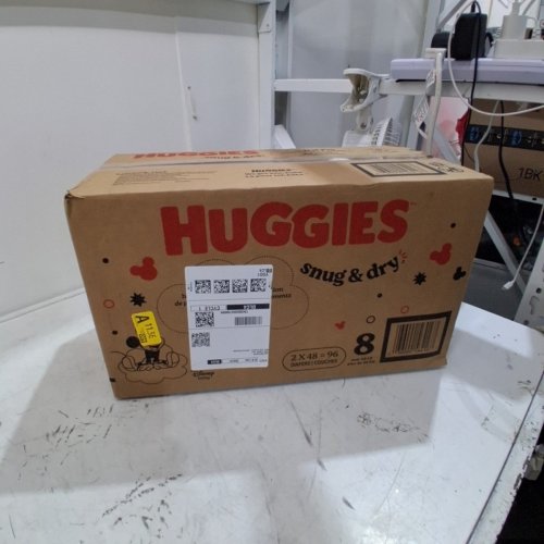 96PK HUGGIES SNUG AND DRY WITH BLOWOUT AND LEAKPROOF PROTECTION - SIZE 8 image 3