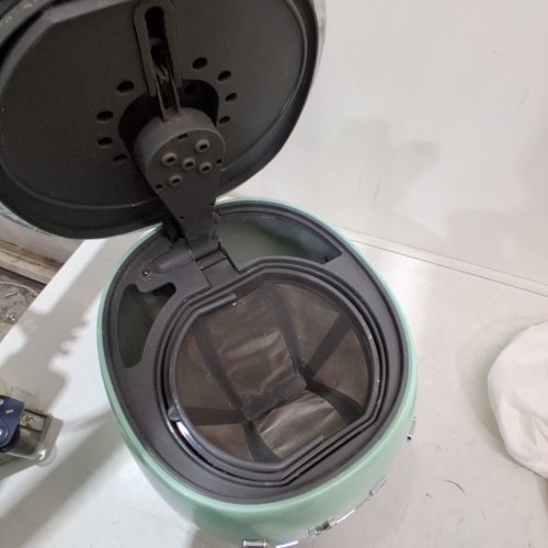 SMEG 50'S RETRO STYLE DRIP FILTER COFFEE MACHINE - 10 CUPS CAPACITY - 1050W - PASTEL GREEN (MODEL: DCF02PGUS) image 3