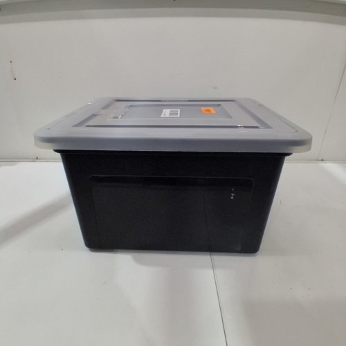 IRIS USA STORAGE CONTAINER WITH LID - 35 QT - CLEAR/BLACK (MODEL: 585227) image 2