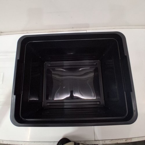 IRIS USA STORAGE CONTAINER WITH LID - 35 QT - CLEAR/BLACK (MODEL: 585227) image 3