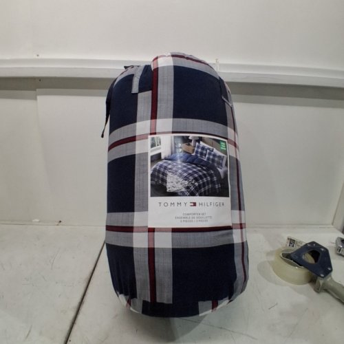 3PC TOMMY HILFIGER COMFORTER SET WITH 2 PILLOW SHAMS - KING - WHITE/NAVY BLUE/RED PLAID (STYLE: 1976202) image 2