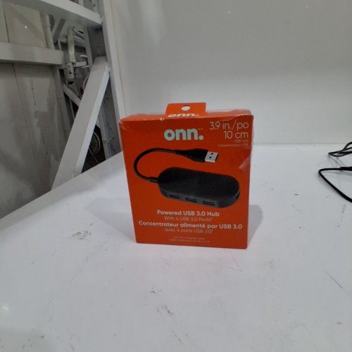 ONN. POWERED 4-PORT USB 3.0 HUB - 3.9" - BLACK image 4