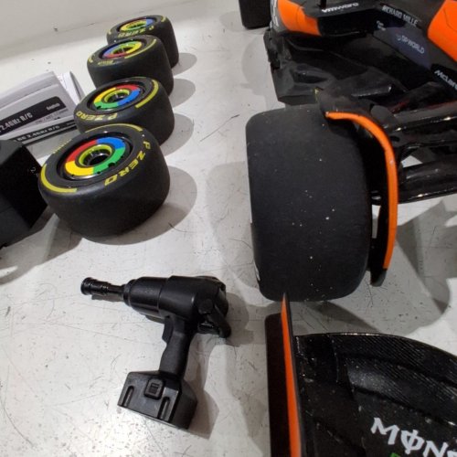 MAISTO RC MCLAREN MCL38 FORMULA 1 RACE CAR - 1/10 SCALE - ORANGE BLACK image 4