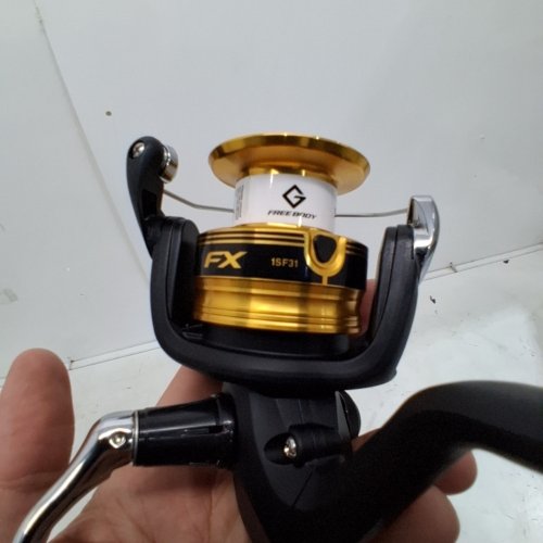 SHIMANO FX SPINNING REEL - 5.0:1 GEAR RATIO - BLACK/GOLD (MODEL: FX4000FC) image 2