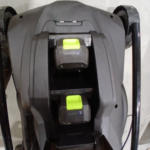 STEELITE CORDLESS LAWN MOWER WITH 2 20 V BATTERIES AND CHARGING STATION - 17" - BLACK / GREEN (MODEL: DG510) image 10