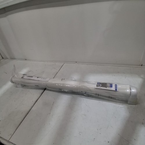 RETRACTABLE SAFETY GATE - 31" X 55" - WHITE image 3