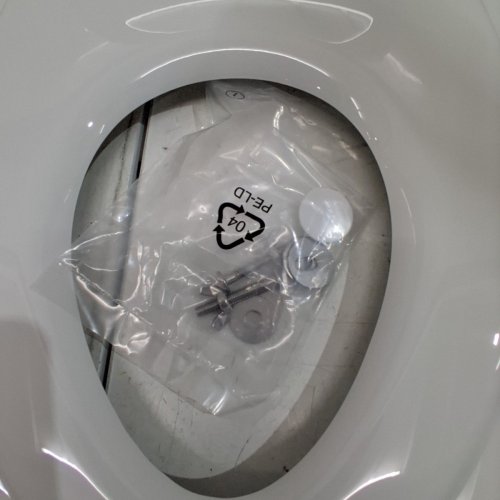 SLOW-CLOSE TOILET SEAT WITH BUILT-IN POTTY - WHITE image 4