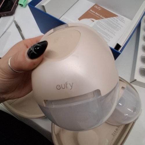 EUFY WEARABLE BREAST PUMP S1 - HANDS-FREE ELECTRIC BREAST PUMP WITH HEATING TECH - LEAK-PROOF & ULTRA-QUIET - BEIGE image 4